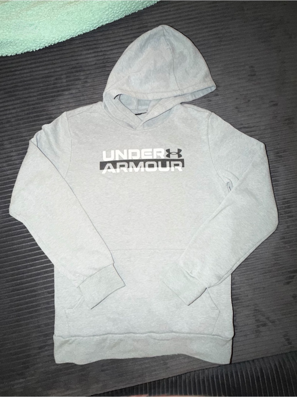 Under Armour Hoodie Hooded Sweatshirt sweater, size 14 youth